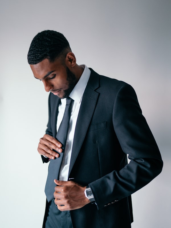 Aldwin Two-Piece Suit - Our signature half-canvas suit in a year-round Italian wool - cut for the long run.
