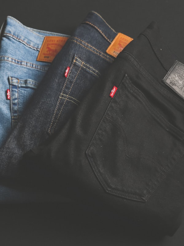 No. 7 Selvedge Straight in Raw Indigo