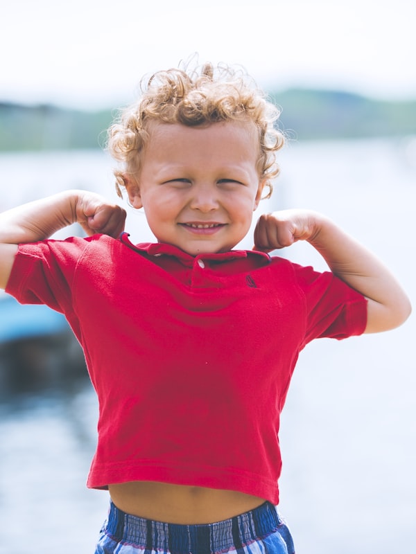 Little Explorer Tee in Tomato Red