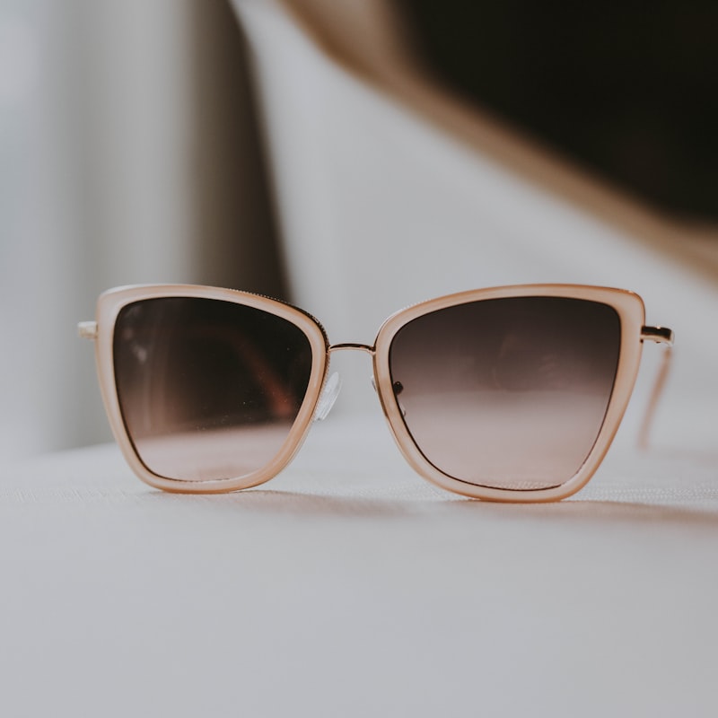 Halcyon Cat-eye sunglasses in Champagne