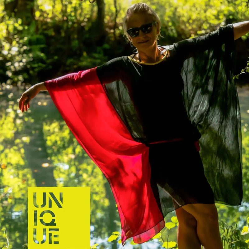 The Rujana kaftan by the creek