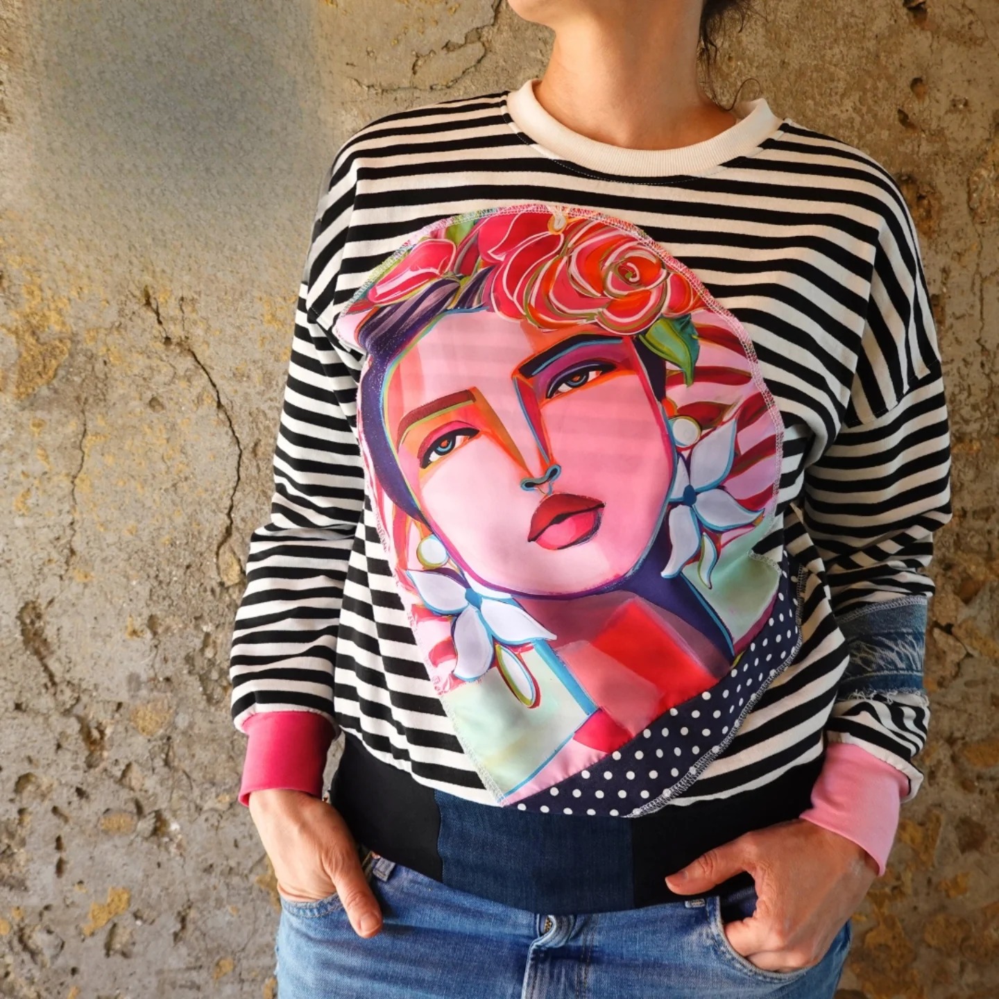 Nika Art Sweatshirt, stripes with an art print portrait