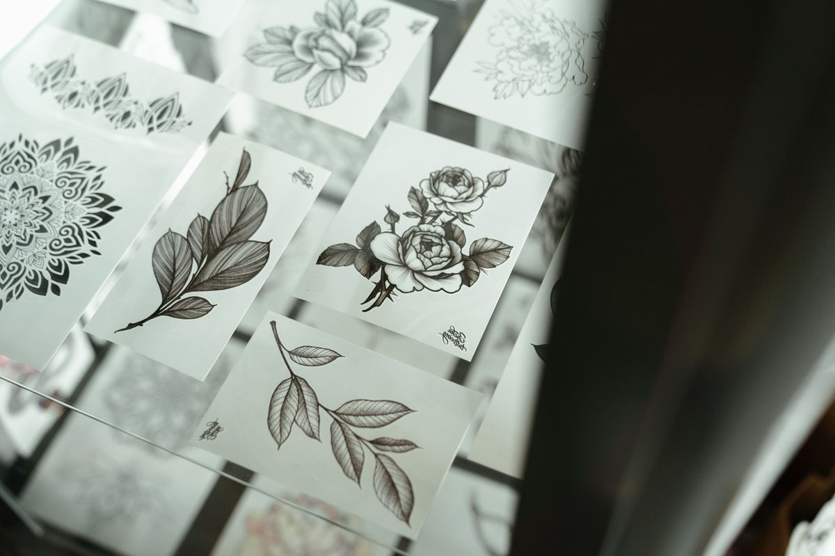 Flash sheets: fine line florals on tracing paper